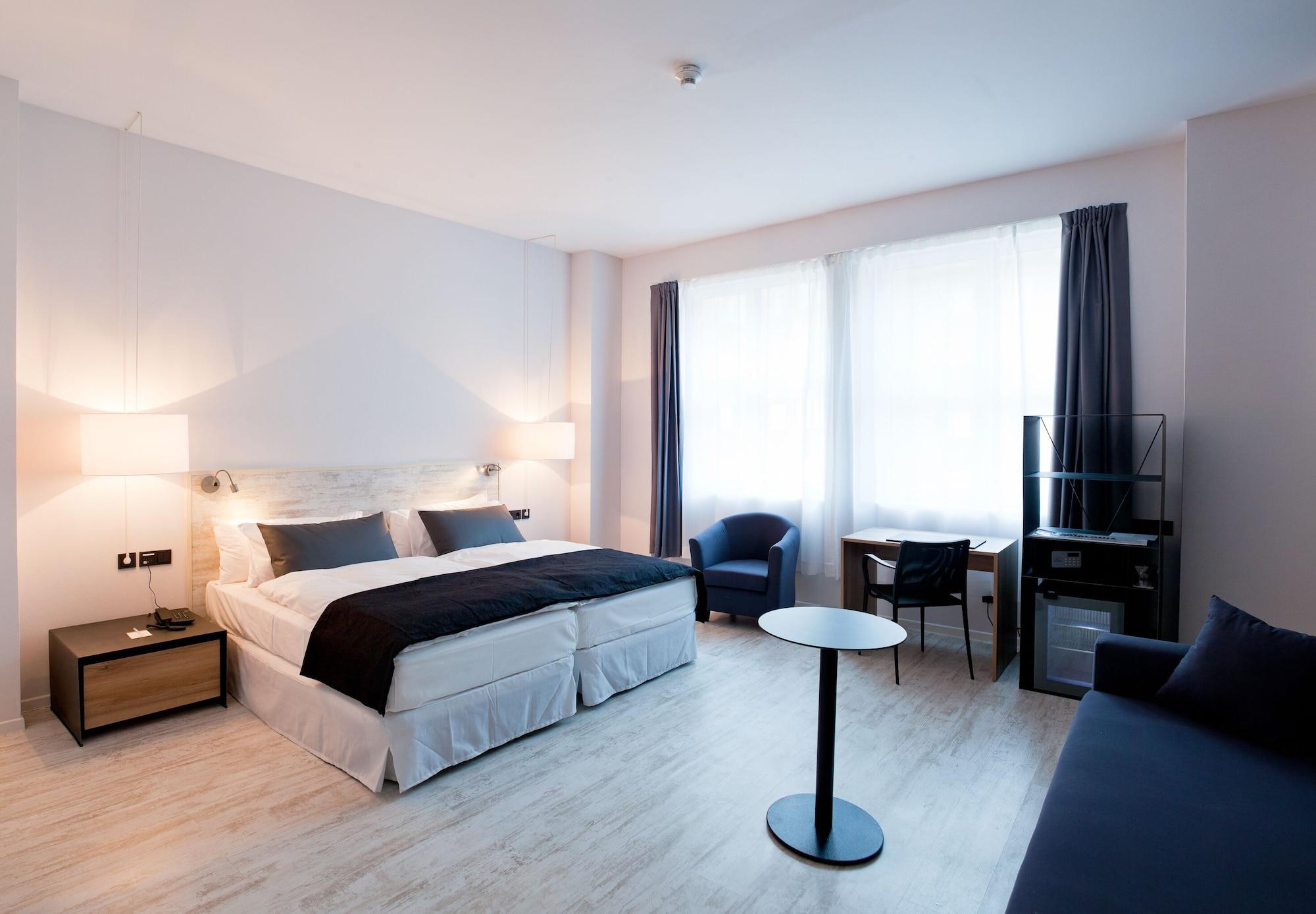Catalonia Mitte Hotel 4*