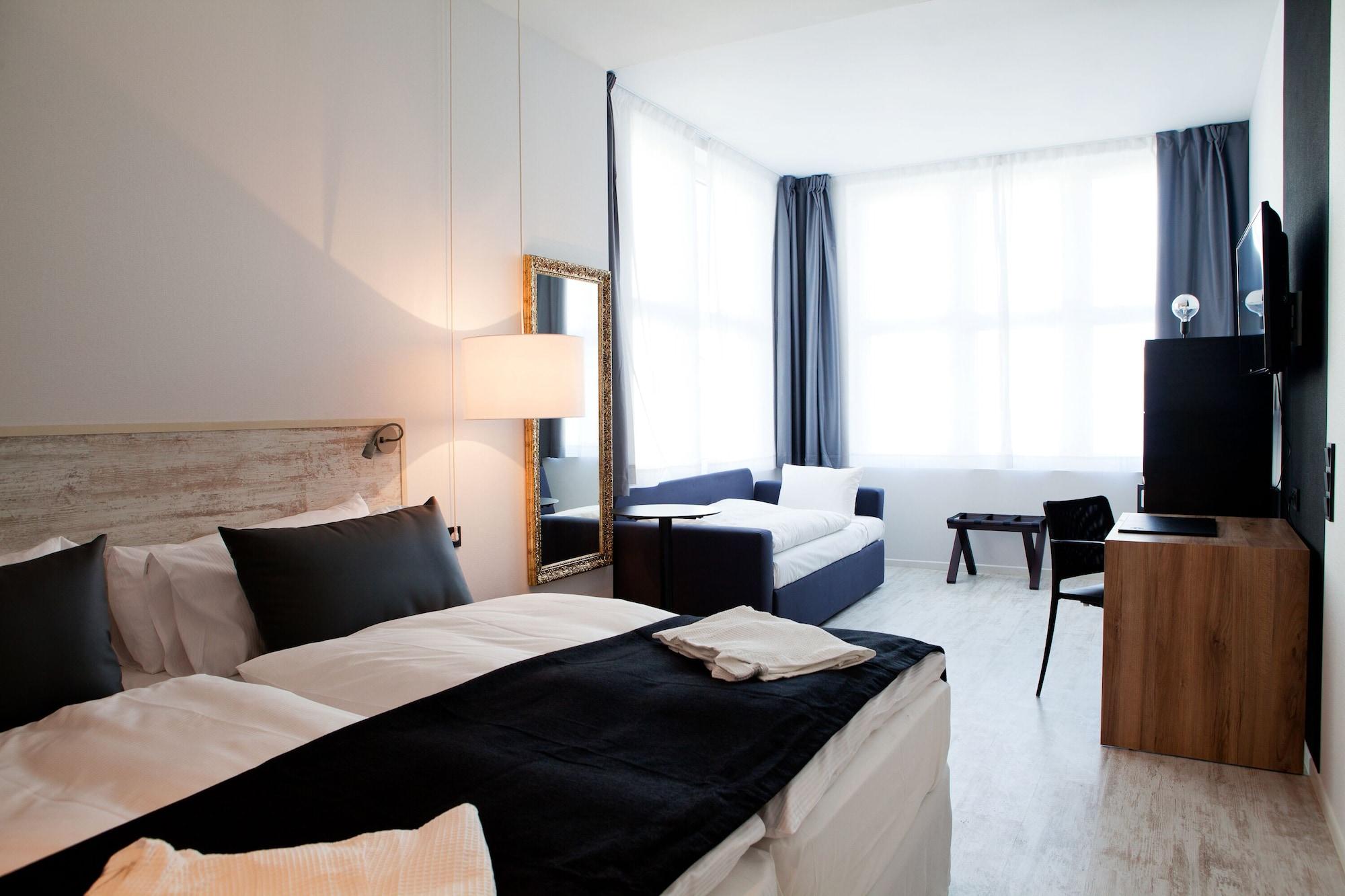 Hotel Catalonia Mitte