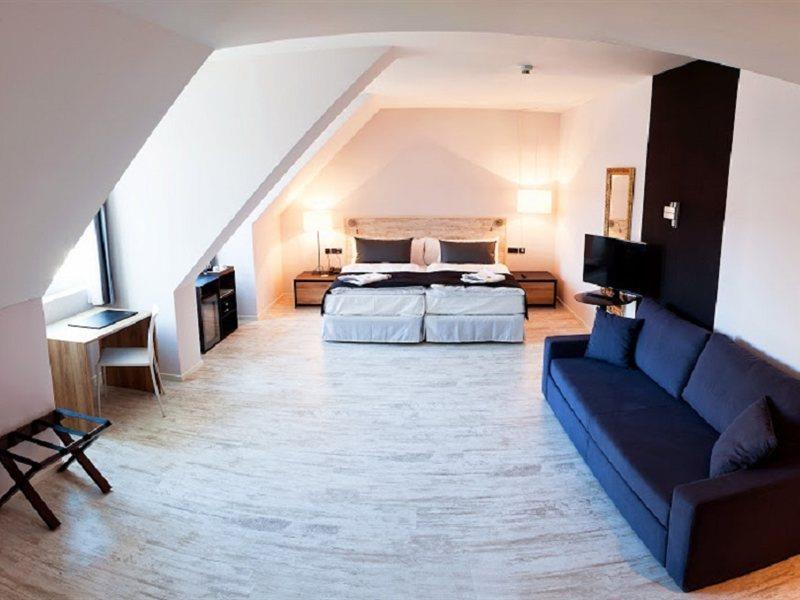 Hotel Catalonia Mitte